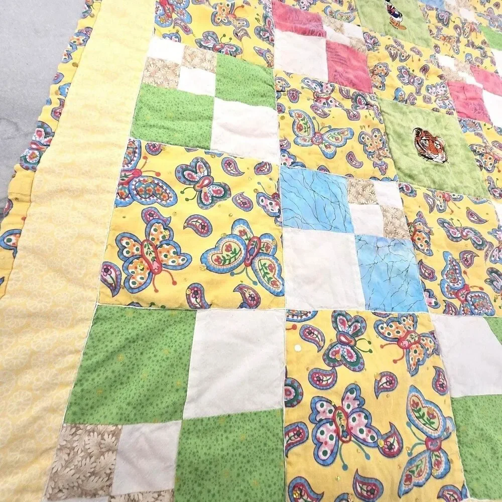 Vintage 70s 80s Handmade Baby Quilt Donald Duck Butterfly Patchwork 33x44